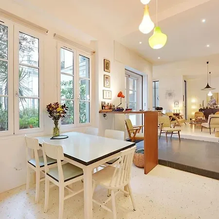Spacious Vintage Duplex Flat - Gare Du Nord Paris