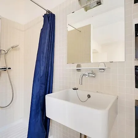 Appartamento Spacious Vintage Duplex Flat - Gare Du Nord *